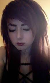 Let's see those LTL nails! We leave in 9 days!! *insert childish squeak.*