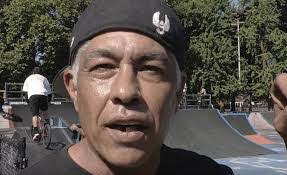 Eddie Rios's Instagram, Twitter & Facebook