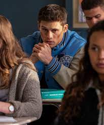 13 Reasons Why Season 3 Recap & Episode Summary Guide