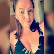 Shauna Riley's Instagram, Twitter & Facebook