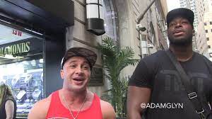 Floyd mayweather is surrounded by people for every appointment. Floyd Mayweather S Bodyguards Jizzy Mack And Bodou Talk About Connor Vs Khabib Youtube