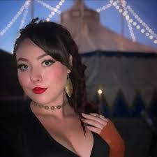 Isabella Riley's Instagram, Twitter & Facebook