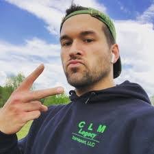 Austin Alvis's Instagram, Twitter & Facebook