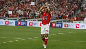 Rui manuel césar costa oih (portuguese pronunciation: Benfica Retro Shirt Signed By Rui Costa Charitystars