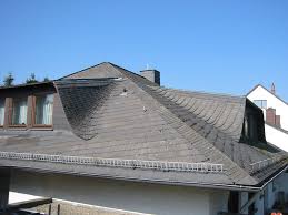 Baugenehmigung bzw umnutzung fenster auf der grundstücksgrenze einer alten scheune umnutzung nutzung abstandsflächen bei grenzbebauung / nutzungsänderung eines stalls wohnungsnutzungsrecht. Dachsanierung Am Altbau Zehn Hilfreiche Tipps Rathscheck Schiefer