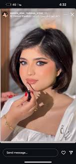 عايزة موديل مقابل سالري ، نضيفة ومهتمة ببشرتها وشعرها ومعاها توبات و  اكسسوارات