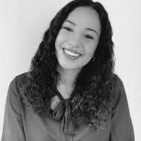 300+ perfiles de «Samira»