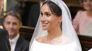 Meghan markle will likely opt for a natural, subtle makeup look for her royal wedding to prince harry on may 19, like pink lips, flushed cheeks, and a soft smoky eye. Meghan Markle S Makeup Artist Shares How To Get Her Lit From Within Wedding Look Gma