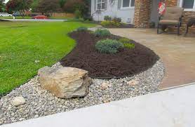 19 Landscaping Ideas With Rocks And Mulch Mulch Landscaping Landscaping With Rocks Front Yard Landscaping See more ideas about rock mulch, backyard landscaping, outdoor gardens. landscaping ideas with rocks and mulch