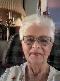 Hi all! I just wanted to introduce myself and share a photo I took. I am  81, approaching 82 at warp speed, and love cooking and finding sites like  this! Happy Holidays, early😁