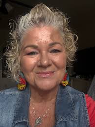 Can you tell what cartoon I was watching this morning while I was doing my  makeup? 💗🌟 ⚡️💗🤓💗⚡️🌟💗