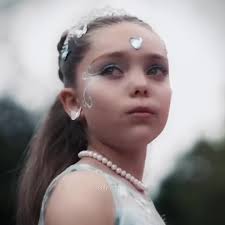 Cassie Minix's Instagram, Twitter & Facebook