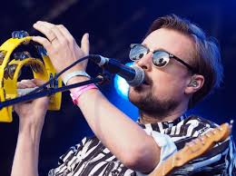 Vincent Neff's Instagram, Twitter & Facebook