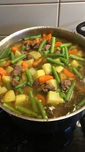 Grune Bohnen Eintopf Ein Beliebtes Rezept Aus Der Kategorie Kochen Bewertungen 45 Durchschnitt O 4 6 Eintopf Rezepte Rezepte Eintopf