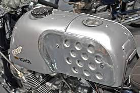 prl honda rc71 1959 tank detail メカブロ 好きこそモノの上手なれ ホンダのバイク カスタムバイク タンク