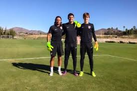 Did david ochoa break an unwritten rule kicking the ball into the stands? Z1nhgt5xrif1lm