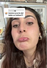Me Tatuo El Labio