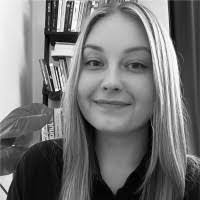 Alice Rosen's Instagram, Twitter & Facebook