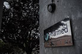The infarmed's main goal is to ensure the quality, safety and efficacy of medicines and the quality, safety and performance of health products in order to avoid the risks of their use while ensuring adequate standards of public health and consumer's protection. Infarmed Suspende Distribuicao De Um Lote De Medicamento Para Tratar Anemias Portugal Sabado