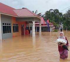 Senarai kawasan banjir kilat di malaysia. 14 Rumah Dilanda Banjir Kilat Kosmo Digital