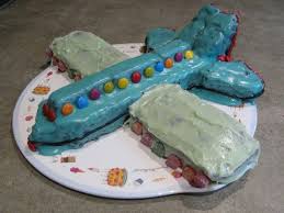 Watch this video and see how a i made him! Green Gourmet Giraffe Airplane Cake For Dash
