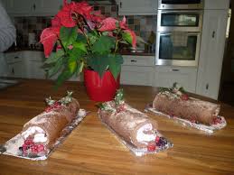 Yule Logs 8 Portions Per Cake Only 3 Syns Per Portion Yule Log Slimming World Recipes Yule