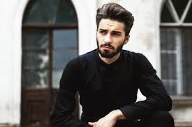 Les Coupes De Cheveux Pour Hommes Qui Font Craquer Les Filles Coiffure Homme Coupe Cheveux Homme Coiffures Masculines
