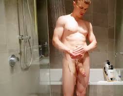 Thick cock in the shower - Monstercockland