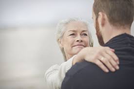 Міжнародний день синів 2021 відзначається сьогодні, 22 листопада. 22 Listopada Svyata Podiyi Fakti Den Siniv Ta Vbivstvo Dzhona Kennedi