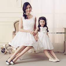 Anya-lánya ruha, csipke virág íj hercegnő esküvői ruha anya-lánya ruháit anya  anya-baba tutu ruha fehér kedvezmény / Outlet > PurchaseCollection.news