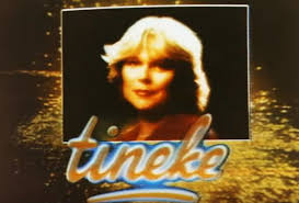 == biografie== de nooij is in baarn geboren als dochter van een timmerman en een secretaresse. Tineke De Nooij Radio Maken Houdt Me Overeind Spreekbuis Nl