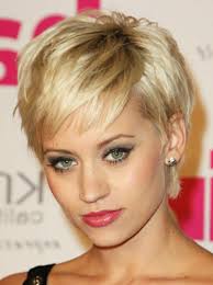 Voluminous and bold blue bob short edgy haircut for women: Style Short Hair 5 Trendy Short Hairstyles For Women Heystyles