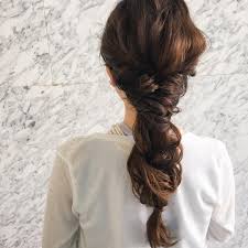 サロンで見せればokお呼ばれした時のヘアアレンジ集 Locari