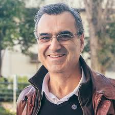 Professor Fausto Pinto condecorado com o grau de Grande-Oficial da Ordem da  Instrução Pública