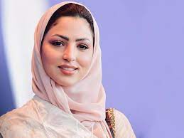 يذكر أن نصرة الحربي شاركت خلال السباق الرمضاني الماضي في مسلسل لقيت روحي، إلى جانب عدد كبير من فنانين الخليج، وهو من تأليف نوال العامر وإخراج خالد جمال. Ù†ØµØ±Ø© Ø§Ù„Ø­Ø±Ø¨ÙŠ ØªØ®ÙÙŠ ÙˆØ¬Ù‡Ù‡Ø§ Ø¹Ù† Ø§Ù„ÙƒØ§Ù…ÙŠØ±Ø§