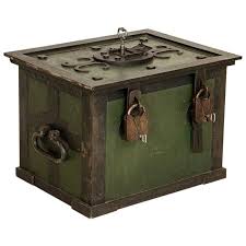 We did not find results for: Lock Boxes 27 For Sale On 1stdibs