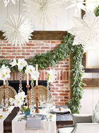 31 Easy Diy Christmas Decorations That Look High End Diy Christmas Decorations Easy Paper Christmas Decorations Christmas Decor Diy