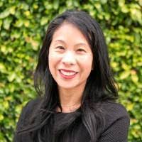 Kendra Stocker's Instagram, Twitter & Facebook