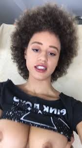 Light Skinned Air Head Part 3 - Porn Videos & Photos - EroMe