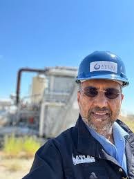 Danielle Trahan's Instagram, Twitter & Facebook