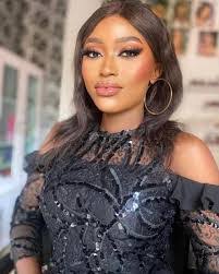 Judith Abel's Instagram, Twitter & Facebook