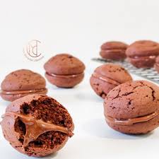 Biscuits Fourres A La Pate A Tartiner Mes Delicieuses Creations En 2020 Biscuits Pate A Tartiner Alimentation
