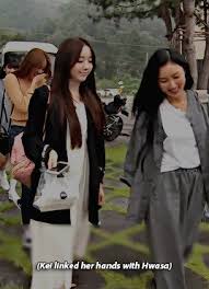 ʚ jisoo with oh my girl's binnie & seunghee ɞ. Yes We Can Be Shinin