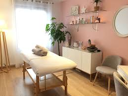 Sa femme l'a appris au salon de beauté. L Aparte Beaute Votre Institut De Beaute En Appartement Sur Le Plateau De La Croix R Interieur De Salon De Beaute Decoration Salon De Beaute Interieur De Salon