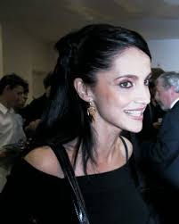 Jak jsem slíbila, tak jsem namlela. Lucie Bila Oslavi Narozeniny S Misskami Idnes Cz