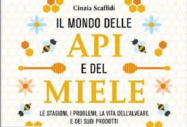 La lavorazione dell'uomo inizia dove finisce quella dell' ape , ovvero alla fine delle fioriture, dopo che le api hanno immagazzinato e opercolato il miele nei favi. Il Mondo Delle Api E Del Miele Un Libro Di Slow Food Gambero Rosso