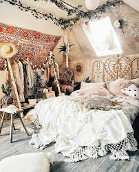 Homemydesign.com is inspiration home design, interior, bedroom, living room, kitchen, furniture, decorating, garden and get reference ideas for your home. 50 Beautiful Bohemian Bedroom And Interior Design Ideas Recycled Crafts Bohemian Bedroom Design Bohemian Bedroom Decor Bohemian Bedroom