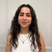 200+ perfiles de «Emilia ....»