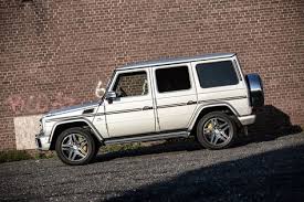 Amg G63 Rockets To 100 Km H In 5 0 Sec Hits 250 Km H Brake Down With Ceramic Brakes