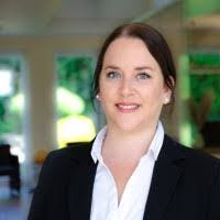 Nicole Eichler's Instagram, Twitter & Facebook